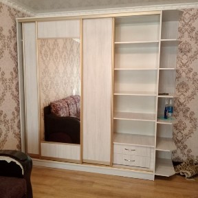 Продам 1-ком квартиру в 10-м