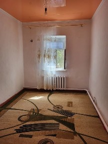 Жер үй сатылады.