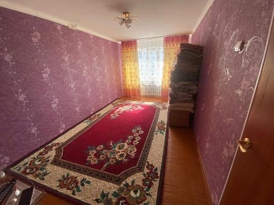 Продам 3-× комнатную солнечную квартиру. Удачная планировка, сквозной