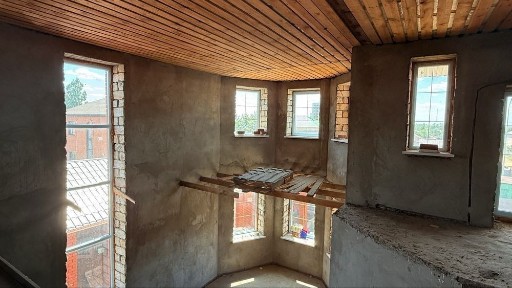 Дом 3 уровня черновая отделка 630кв. Гараж. Баня. Кухня. Забор. Кирпич