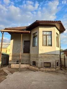 Дом на продажу новый.