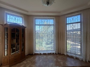 Продам Уникальный дом 200 м²