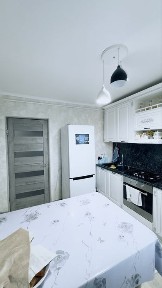 Продается 4 комнатная квартира в балыкшы