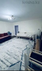 продом 3к. кв 60кв. м (бывший садик)
