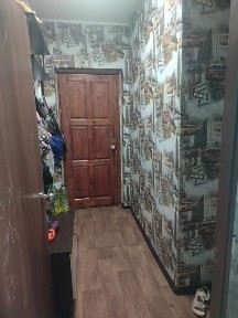 Двухкомнатная квартира в районе Радуги, жд вокзала. Толстого, 120