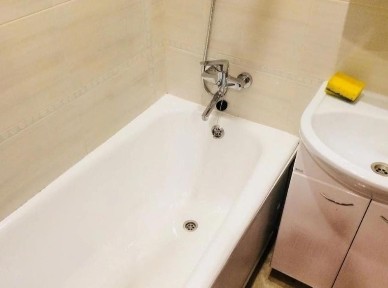 Продаётся 1 комнатная квартира по Богенбая, возможно без первоначальног