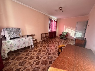 Продается 3-х комнатная кв. по пр. Мира (4 мкр)