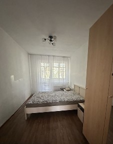 Сдам 2-х комн квартиру помесячно