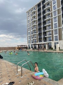 С бассейном сдам 1 комнатную квартиру около моря