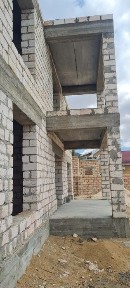 Продаётся не достроенный 2-этажный дом в мкр 