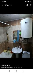 Продается 2 комнатная квартира в микрорайоне Акбулак, на 2 этаже.