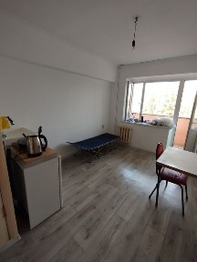 1 комнатная квартира, кирпичный дом, бывшее общежитие возле GrandPark!