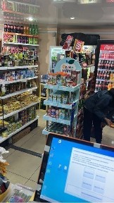 Минимаркет на Стрелке