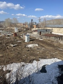 Продам 3 комнатный дом не далеко от города чистый