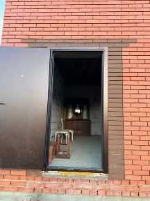 Продам строение, дом под коммерцию