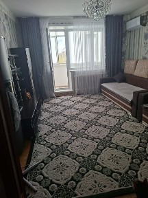 Продам квартиру 3-х комнатную возле Гринвича
