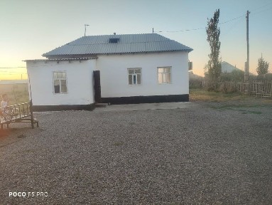 үй сатылады 2бөлмелі