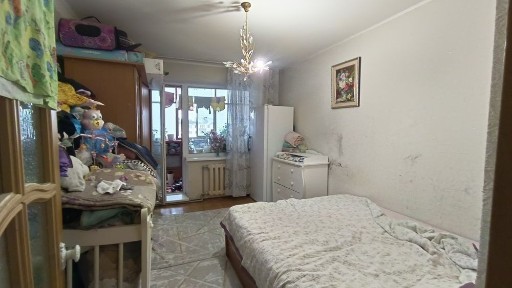 Продам трёхкомнатную квартиру у/п по пр Металлургов 34.