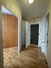 Продам 1 комнaтную квартиру