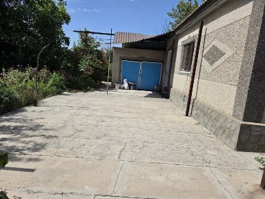 Продаётся дом 4х комн 78м2 район Сах. завода.