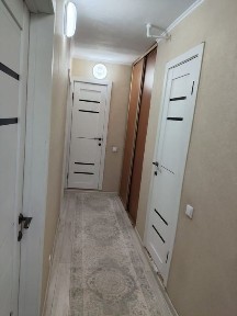 Продам 4-х комн. квартиру в центре города