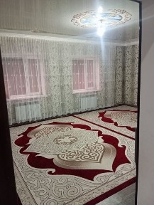 Дом Продается из 4 комнат. Дом построен из жженного кирпича. Срочна