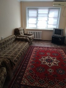 Продается 2 ком. квартира в центре города