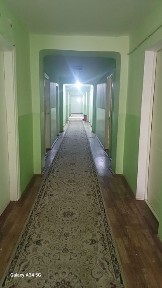 Сарыагаш қаласы орталық алаңда орналасқан қонақ үиі сатылады.