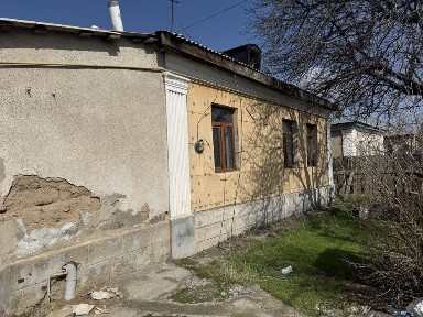 Прадается частный жилой дом в хорошем ройоне