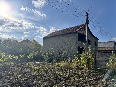 Продается дом в Отрадном (черновая отделка)