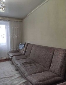 3 комн квартира центр, 1990 год, район рынка
