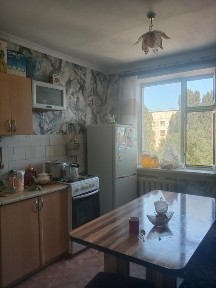 Продам комнатную квартиру
