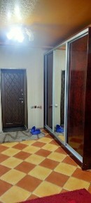 Продаю 2 дома одна и полтора этажные