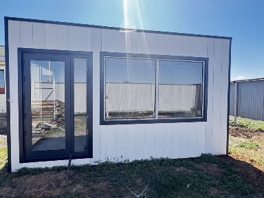 Продам красивый павильон под комерцию