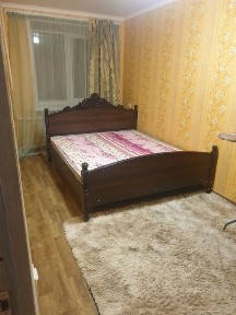 Сдам по суточно 2-х комн. квартиру