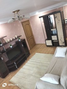 Сдам кв. по сут. в центре