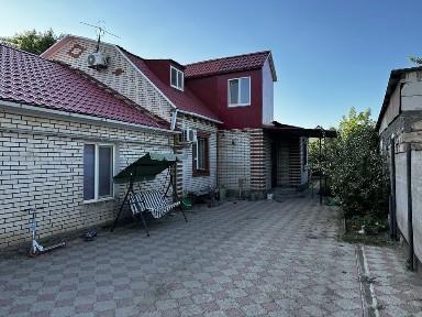 Продам частный мансардный дом