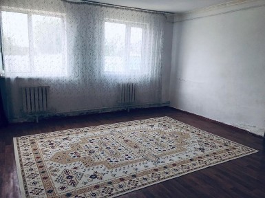 Продаётся 3х комнатный дом на дамбн, ремонт средний