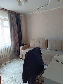 Продам дом. Есть гараж, баня, огород. Все коммуникации центральные.