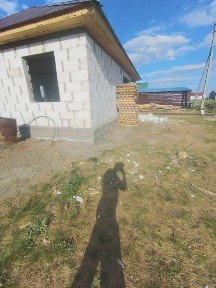 Продам дом все коммуникации проведены свет 380 септик вода