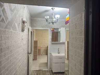 Угловой Квартира в двух этажном доме