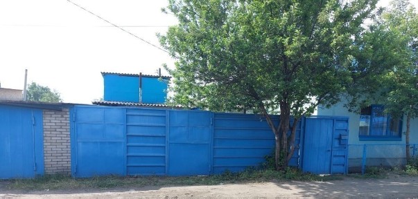 Продам дом с участком по улице Орджоникидзе