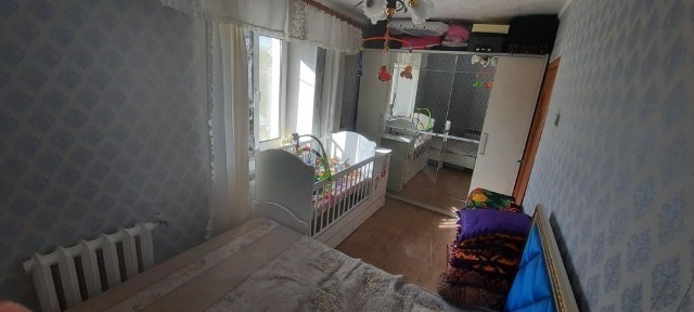 Продам 3 ком квартира. Центр! В подарок сарай с погребом!