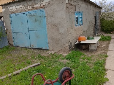 Продам частный дом в пригороде.