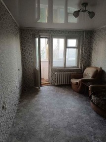 Продам 1 комнатную квартиру 19 микрорайон