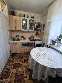 Продам 2-комнатную квартиру в п. Новенькое