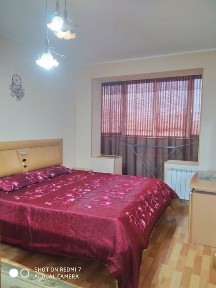 Продаеться квартира в 11 микр 21дом