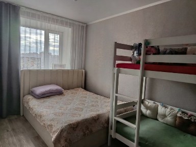 Продам 3х квартира, Микрорайон юбилейный
