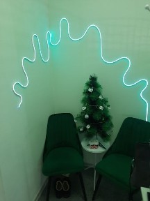 Сдам место для мастера маникюра.