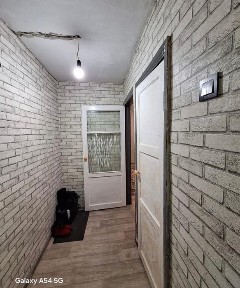 Продам 2х комнатную квартиру около парка Кирова